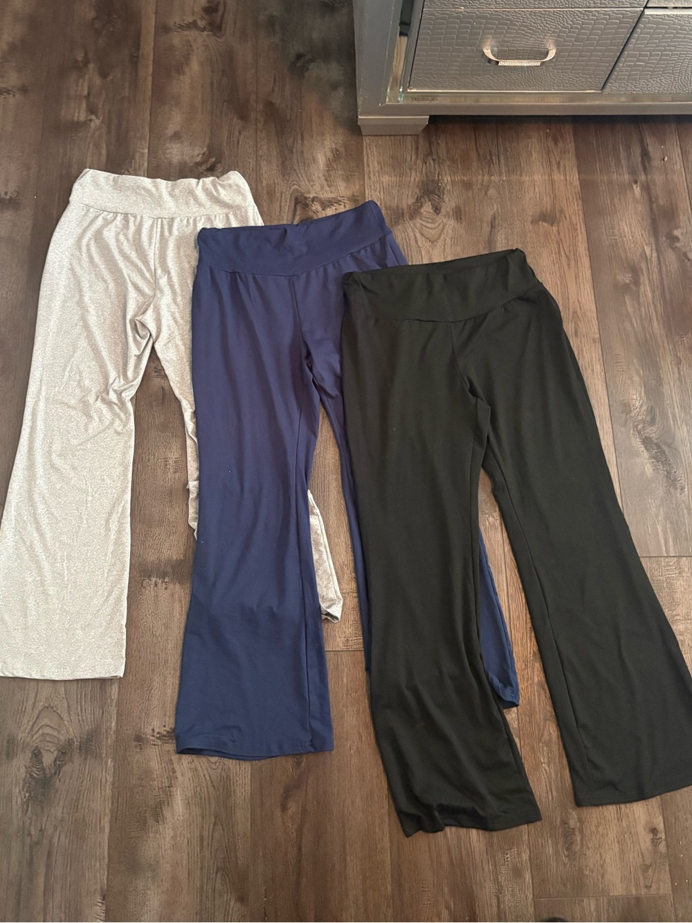 SHEIN 3pcs/Set: Flared Thermal Lined Leggings